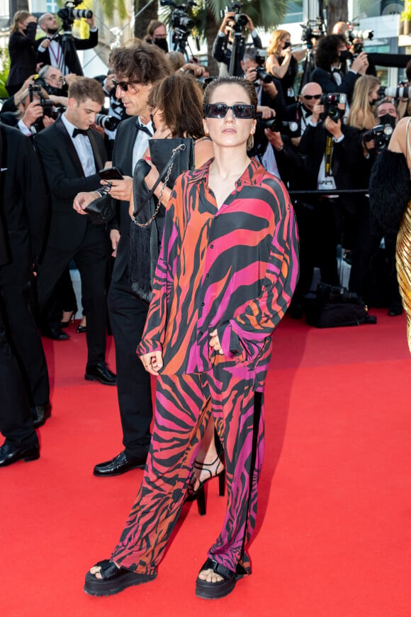 Aloise Sauvage - Montée des marches du film " Annette " lors de la cérémonie d'ouverture du 74ème Festival International du Film de Cannes. Le 6 juillet 2021 © Borde-Jacovides-Moreau / Bestimage