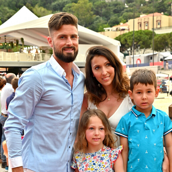 Olivier Giroud en famille avec sa femme Jennifer et leurs deux enfants, Jade et Evan lors de la 15ème édition du Longines Global Champions Tour Jumping International de Monaco, qui a lieu sur le port Hercule à Monaco. © Bruno Bébert/Bestimage