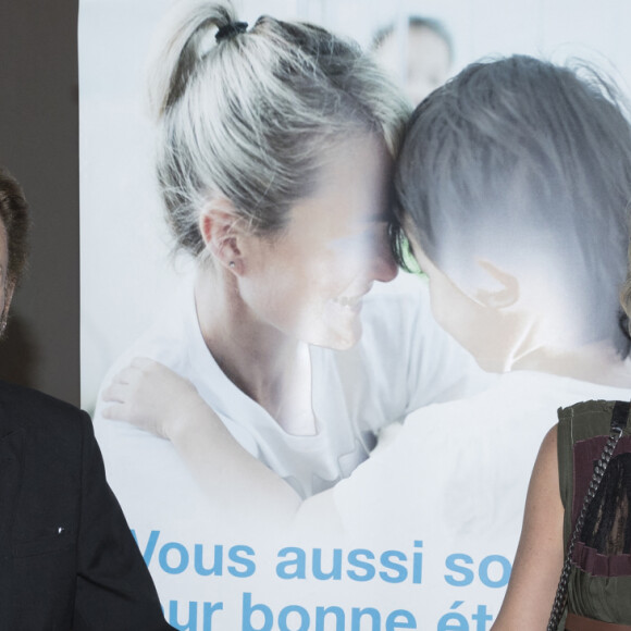 Johnny Hallyday et sa femme Laeticia Hallyday durant la soirée au profit de l'Association "La Bonne étoile" de Laeticia Hallyday à Paris le 1er juillet 2016. © Olivier Borde / Veeren / Bestimage 
