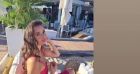 Cécile ("Mariés au premier regard) et sa fille Anissa à Cannes. Juillet 2021