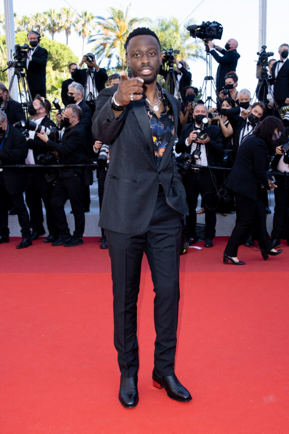 Dadju - Montée des marches du film " Benedetta " lors du 74ème Festival International du Film de Cannes. Le 9 juillet 2021 © Borde-Jacovides-Moreau / Bestimage 