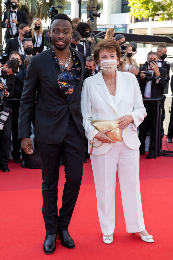 Dadju et Roselyne Bachelot - Montée des marches du film " Benedetta " lors du 74ème Festival International du Film de Cannes. Le 9 juillet 2021 © Borde-Jacovides-Moreau / Bestimage 