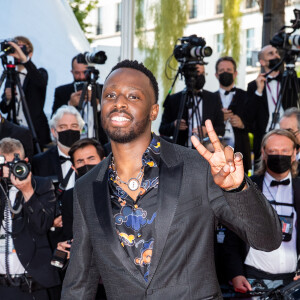 Dadju - Montée des marches du film " Benedetta " lors du 74ème Festival International du Film de Cannes. © Borde-Jacovides-Moreau / Bestimage 