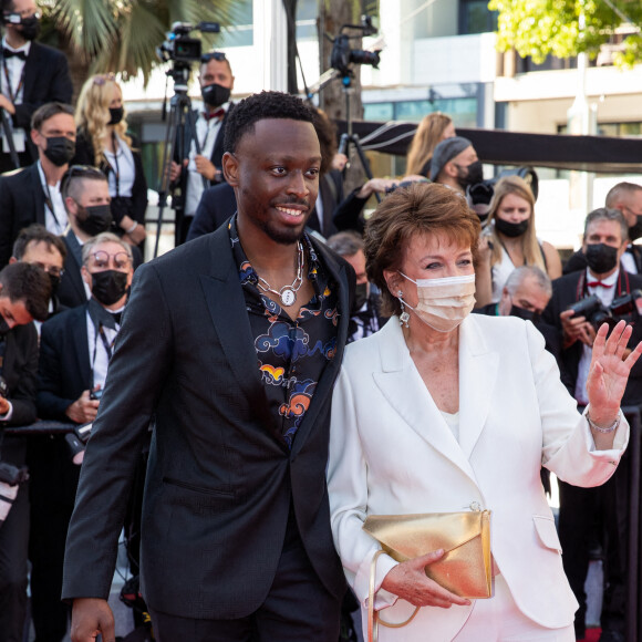 Dadju et Roselyne Bachelot - Montée des marches du film " Benedetta " lors du 74ème Festival International du Film de Cannes. Le 9 juillet 2021 © Borde-Jacovides-Moreau / Bestimage 