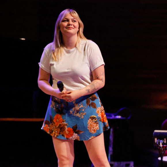 Louane - "La radio fait son show" organisée en direct pour le centième anniversaire de la radio par le CSA à Radio France à Paris, le 1er juin 2021. © Christophe Clovis/Bestimage