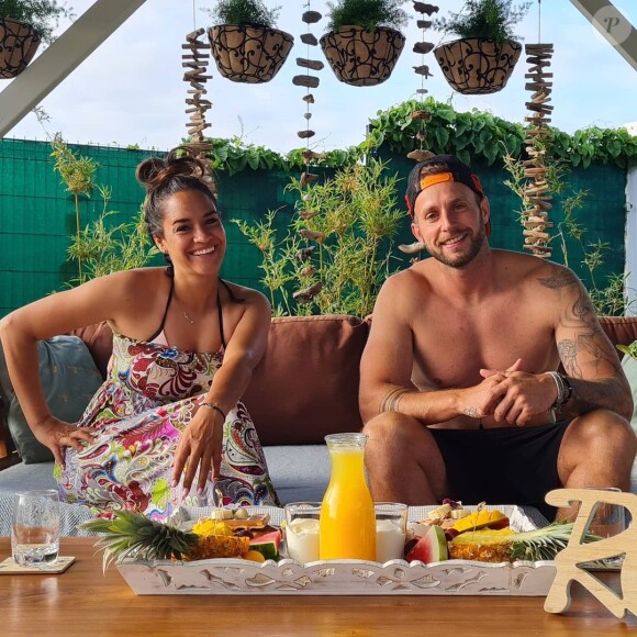 Thomas et Myriam, aventuriers de "Koh-Lanta, Les Armes secrètes", en vacances ensemble en Guadeloupe, en juillet 2021.