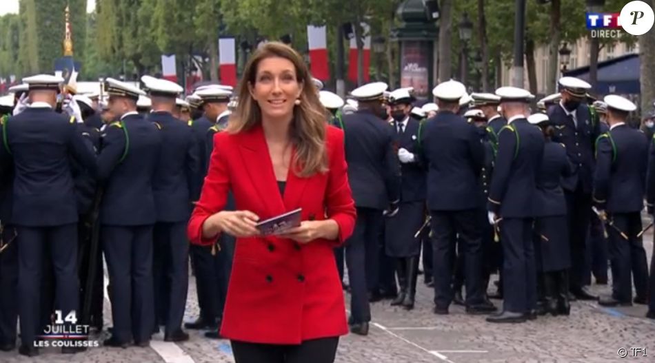 Anne-Claire Coudray lors du défilé du 14 juillet 2021, sur TF1.