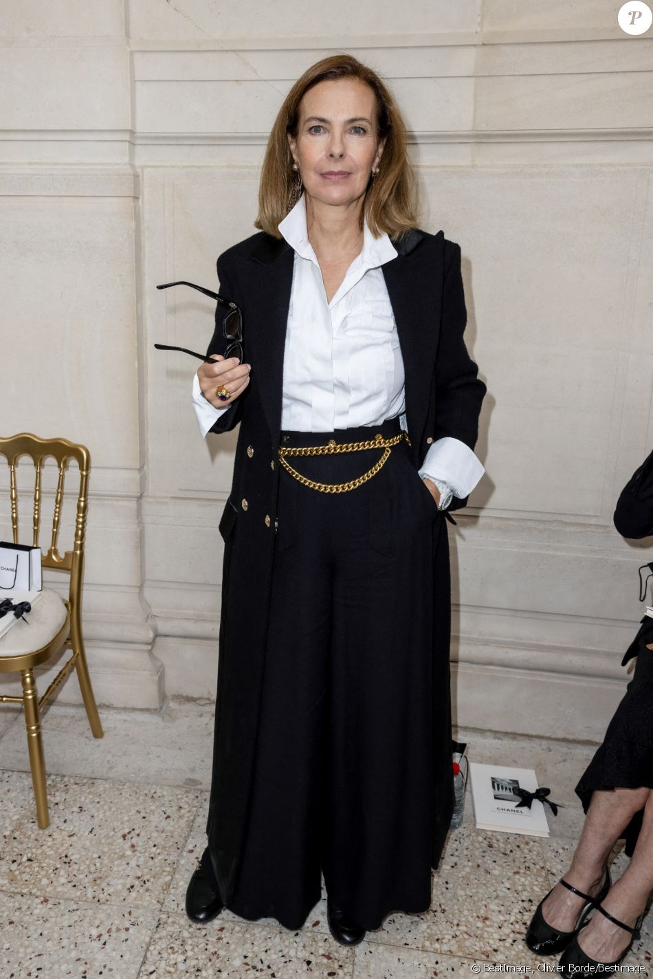 Carole Bouquet au Front Row du 2ème défilé Chanel Haute-Couture Automne-Hiver 2021/22 au musée Galliera à Paris, France, le 6 juillet 2021. © Olivier Borde/Bestimage