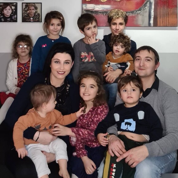 La famille Pellissard, star de "Familles nombreuses, la vie en XXL" sur TF1.