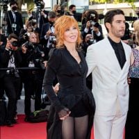Cannes 2021 : Mylène Farmer divine en robe corset, sa silhouette parfaite fait sensation !