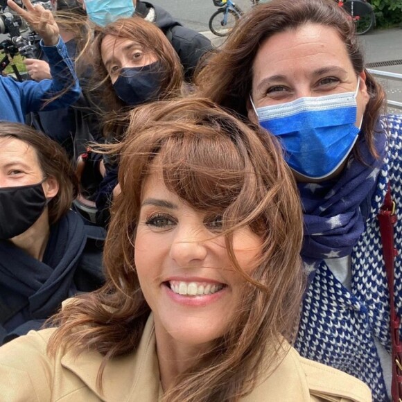 Faustine Bollaert en équipe sur Instagram. Le 21 mai 2021.