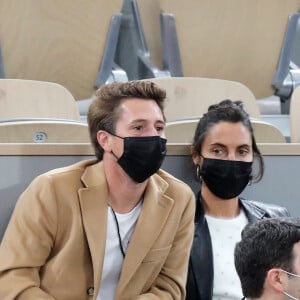 Alessandra Sublet et son compagnon Jordan Deguen en tribune lors de la finale homme des internationaux de France de Roland Garros à Paris le 11 octobre 2020. © Dominique Jacovides / Bestimage 