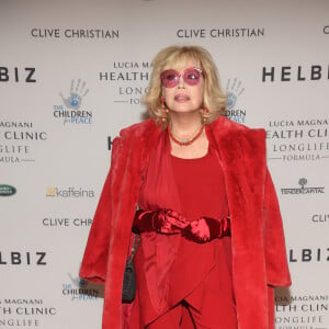 Amanda Lear à la 14ème soirée caritative annuelle The Children For Peace à l'hôtel Palace Parigi à Milan en Italie, le 29 novembre 2019 