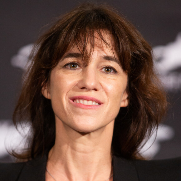 Charlotte Gainsbourg lors du photocall de "Mon chien stupide" pour la 34e édition du FIFF - Festival International du Film Francophone de Namur. Belgique, Namur.