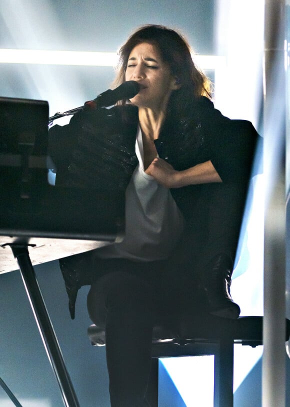 Charlotte Gainsbourg en concert à La Vega à Copenhague, le 13 décembre 2018.