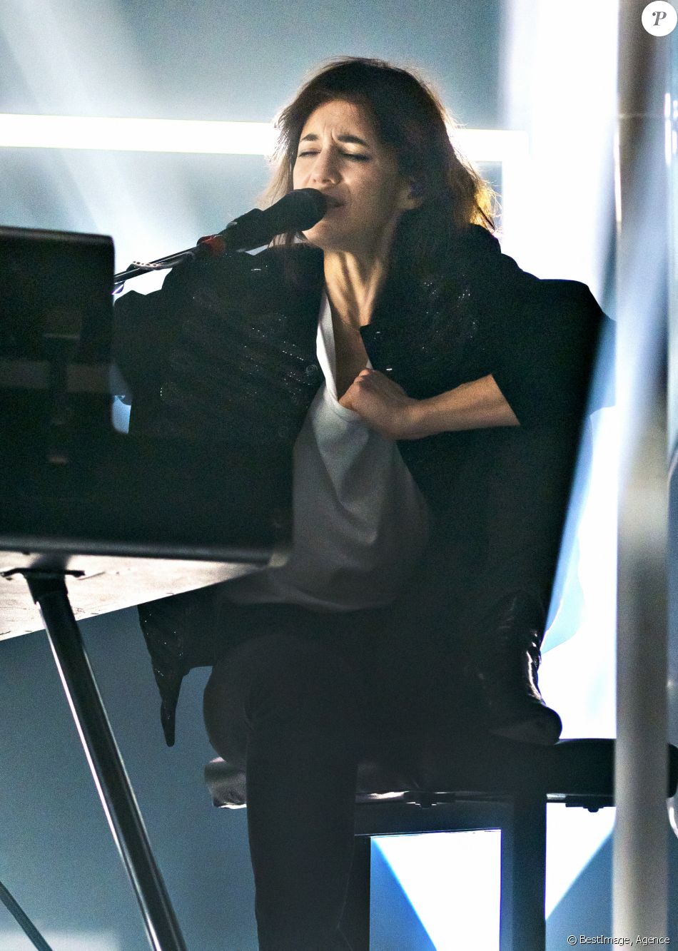 Charlotte Gainsbourg en concert à La Vega à Copenhague, le 13 décembre 2018.