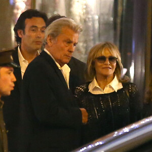 Exclusif - Alain Delon et son ex-femme Nathalie avec leur fils Anthony- Le clan Delon réuni à l'occasion des 50 ans de Anthony Delon au Mandarin Hotel, à Paris.