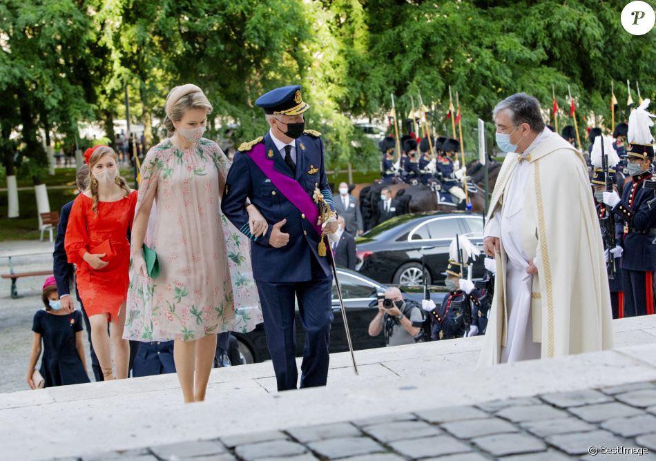 Le Roi Philippe de Belgique, la Reine Mathilde de Belgique, le prince Gabriel, le prince Emmanuel la princesse Eléonore, la princesse Elisabeth assistent à la cérémonie du " Te Deum " à la cathédrale des Saints Michel et Gudule à Bruxelles, à l'occasion de la Fête nationale belge. Belgique, Bruxelles, 21 juillet 2021.