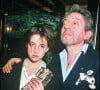 Archives - Charlotte Gainsbourg, César du Meilleur espoir féminin pour le film "L'Effrontée" avec son père Serge Gainsbourg. Paris. Le 23 février 1986.