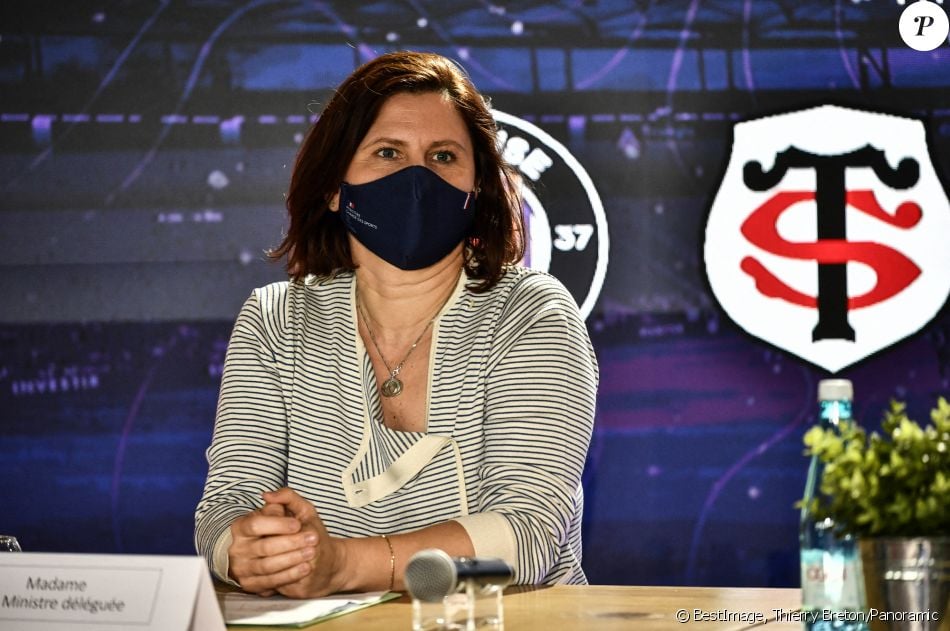 Roxana Maracineanu, ministre déléguée chargée des Sports, durant la promotion du Pass'Sports à Toulouse, le 12 avril 2021. © Thierry Breton / Panoramic / Bestimage
