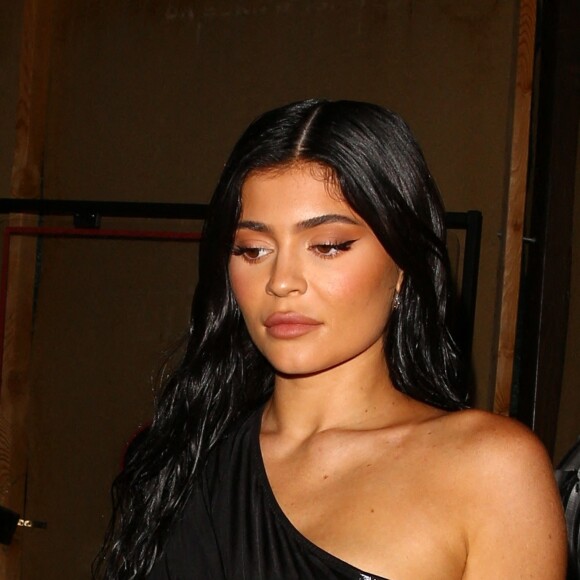 Kylie Jenner - La famille Kardashian à la sortie du restaurant "Craig"s" à Los Angeles, le 4 juin 2021.