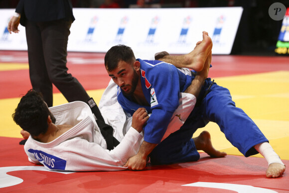 Hommes -60kg : Luka Mkheidze (FRA) vs Mihrac Akkus (TUR) lors du Paris Grand Slam Judo 2020 à l'Accord Hotels Arena à Paris, France, le 8 février 2020. © Gwendoline Le Goff/Panoramic/Bestimage 