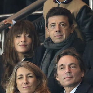 Patrick Bruel et sa compagne Caroline Nielsen, Anne-Claire Coudray et son compagnon Nicolas Vix assistent au match de ligue des champions Psg - Real de Madrid au Parc des Princes à Paris le 21 octobre 2015. © Cyril Moreau / Bestimage