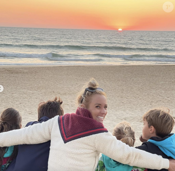 Élodie Gossuin avec ses quatre enfants - Instagram