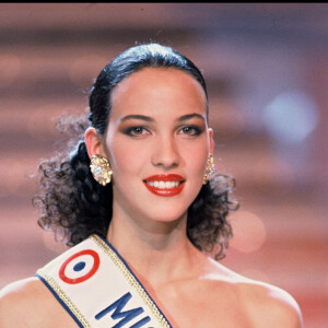 Linda Hardy élue Miss France 1992