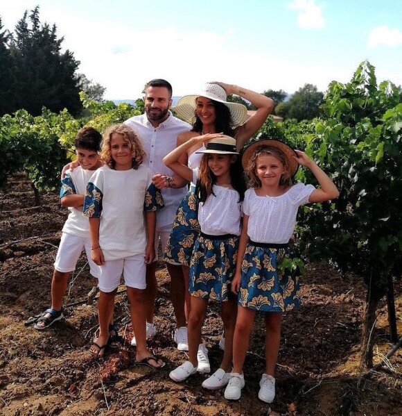 Mathieu de "Mariés au premier regard 2021" dévoile des photos de sa belle famille recomposée, le 4 août 2021, sur Instagram