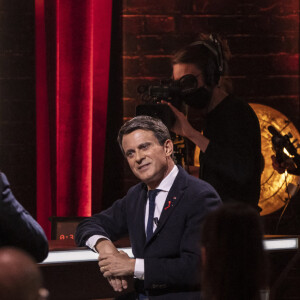Exclusif - Laurent Ruquier et Manuel Valls dans l'émission OEED (On Est En Direct). Le 27 mars 2021. © Jack Tribeca / Bestimage