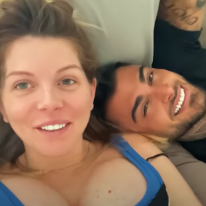 Jessica Thivenin et Thibaut Garcia dévoilent des images inédites de la naissance de Maylone sur Youtube le 7 août 2021.