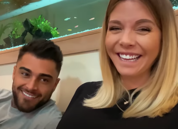 Jessica Thivenin et Thibaut Garcia dévoilent des images inédites de la naissance de Maylone sur Youtube le 7 août 2021.