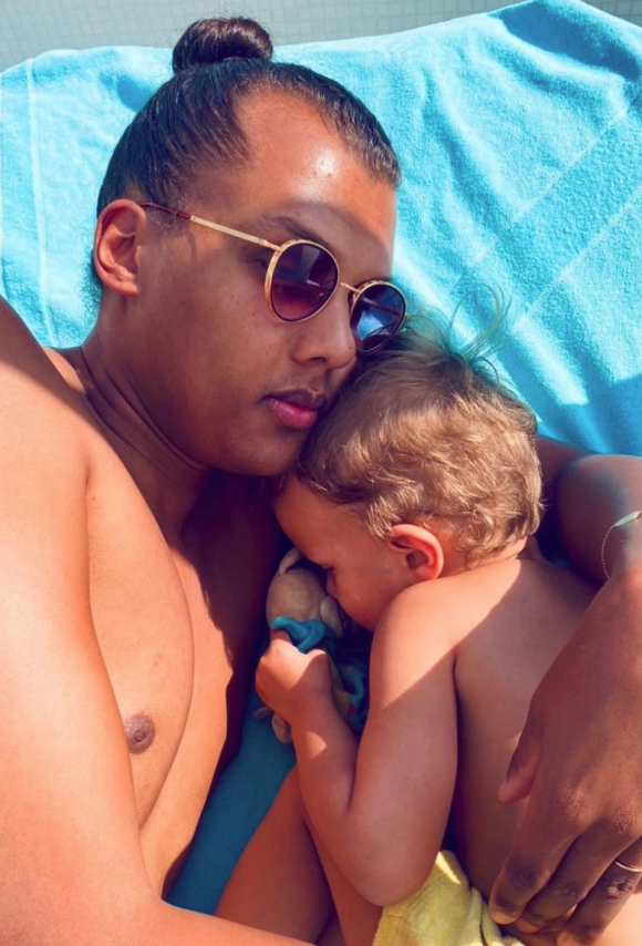 Stromae et son fils. Juin 2021.