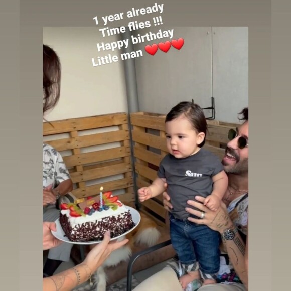 Jade Leboeuf célèbre les 1 an de son fils Elon avec sa famille.