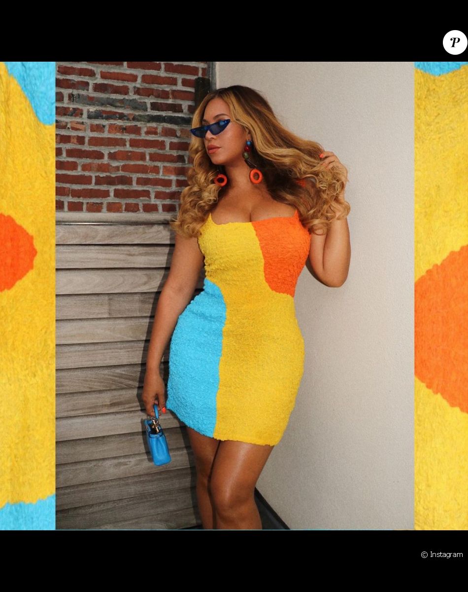 Beyoncé dans un look acidulé pour l'été.