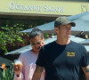 Exclusif - Joel Kinnaman et sa fiancée Kelly Gale sont allés prendre le petit déjeuner dans le quartier de Malibu à Los Angeles, le 28 juillet 2021.