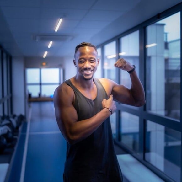 Moussa de "Koh-Lanta" montre ses muscles sur Instagram