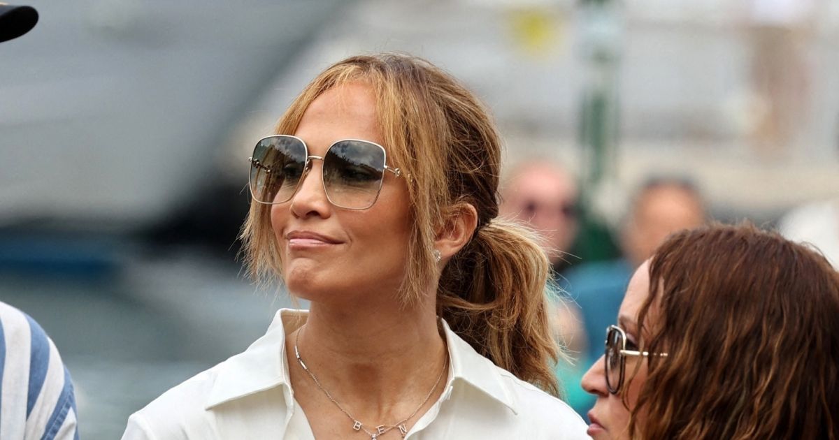 Jennifer Lopez poursuit ses vacances sans Ben Affleck à Portofino, le