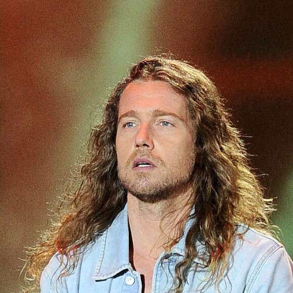 Exclusif -  Julien Doré - Enregistrement de la 2ème partie de l'émission "La chanson challenge" au Château de Chambord, qui sera diffusée le 26 juin sur TF1  © Gaffiot-Moreau / Bestimage 