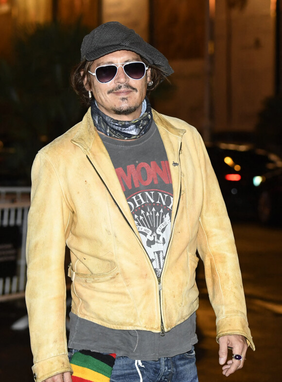 Johnny Depp arrive à l'hôtel Maria Cristina pour le festival international du film de Saint-Sébastien (Donostia) le 19 septembre 2020.