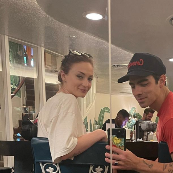 Joe Jonas a fêté ses 32 ans avec son épouse, l'actrice Sophie Turner. Août 2021.