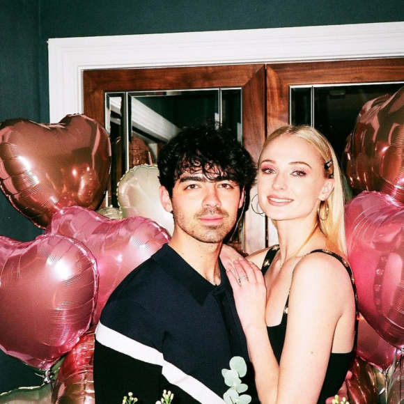 Joe Jonas et son épouse Sophie Turner. Décembre 2020.
