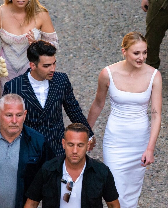 Exclusif - Sophie Turner et son mari Joe Jonas à l'hôtel Crillon-le-Brave.