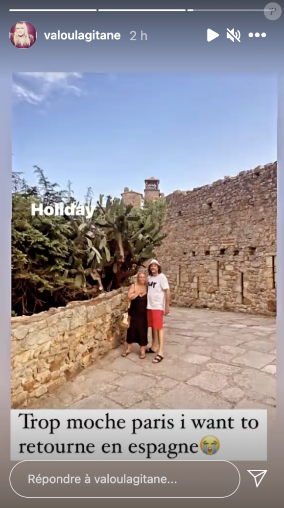Valérie Damidot en vacances en Espagne avec son amoureux Régis Viogeat, en août 2021.