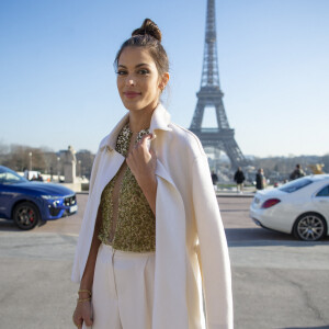 Iris Mittenaere (Miss France 2016 et Miss Univers 2016) au défilé de mode Haute-Couture printemps-été 2020 "Stéphane Rolland " à Paris, France, le 22 janvier 2020.