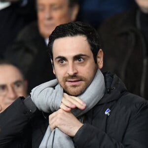 Camille Combal dans les tribunes du parc des Princes lors du match de football de ligue 1, opposant le Paris Saint-Germain (PSG) contre l'Olympique de Marseille (OM) à Paris, France, le 17 mars 2019. Le PSG a gagné 3-1.