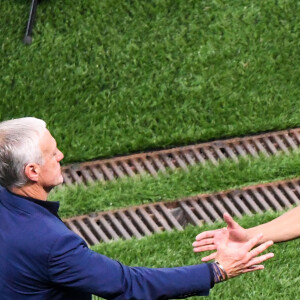 Didier Deschamps et Kylian Mbappé - Match de football de l'Euro 2020 : La France s'incline devant la Suisse après les tirs au but au stade Arena Nationala à Bucarest le 28 juin 2021. © Anthony Bibard / FEP/Panoramic / Bestimage