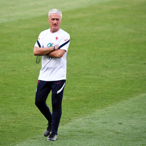 Didier Deschamps lors de l'entraînement de l'équipe de France de football pendant UEFA EURO 2020, à Budapest, Hongrie, le 21 juin 2021. © Anthony Bibard/FEP/Panoramic/Bestimage