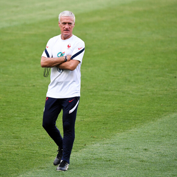 Didier Deschamps lors de l'entraînement de l'équipe de France de football pendant UEFA EURO 2020, à Budapest, Hongrie, le 21 juin 2021. © Anthony Bibard/FEP/Panoramic/Bestimage